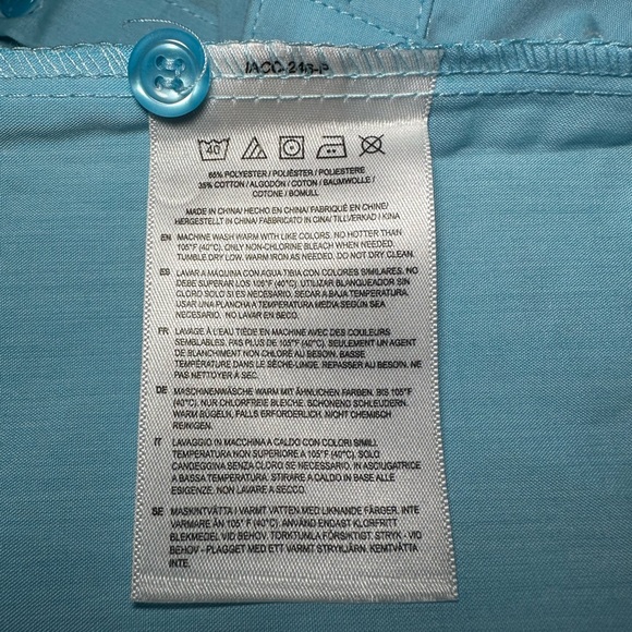 Chef  Uniform Women Sz large Long Sleeve Button New Baby Blue new - Picture 14 of 15